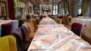 Restauratul Diplomat in parcul Clubului Diplomatic din Baneasa, Bucuresti