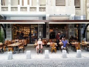 Terasa Caju, in spatele Atheneului Roman