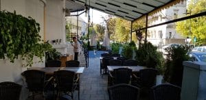 Uptown, restaurant cu specific international in Aleea Alexandru in zona Aviatorilor