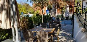 Uptown, restaurant cu specific international in Aleea Alexandru in zona Aviatorilor