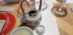 Yoshi, restaurant de sushi si specific japonez in Piata Floreasca din Bucuresti