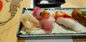 Yoshi, restaurant japonez cu sushi in Piata Floreasca