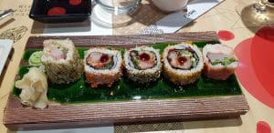 Yoshi, restaurant japonez cu sushi in Piata Floreasca