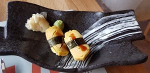 Yoshi, restaurant japonez cu sushi in Piata Floreasca