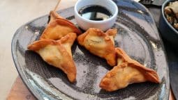 Zaitoone, restaurant libanez Restocracy