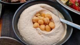 Zaitoone, restaurant libanez Restocracy