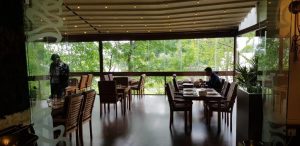 Zaitoone, restaurant libanez in Parcul Bordei