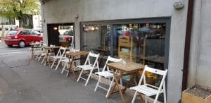 Localul cu boema hipster de la Piata Dorobanti