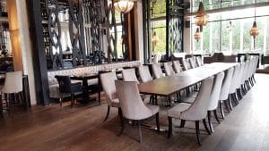 Aqua, restaurant cu bucatarie internationala pe malul lacului Herastrau