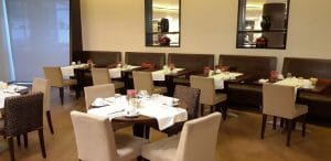 Avalon, restaurantul cu bucatarie internationala al hotelului Sheraton din Bucuresti