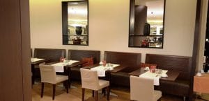 Avalon, restaurantul cu bucatarie internationala al hotelului Sheraton din Bucuresti