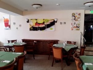 Barca, restaurant vegetarian si raw vegan in Piata Charles de Gaulle