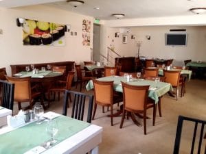 Barca, restaurant vegetarian si raw vegan in Piata Charles de Gaulle