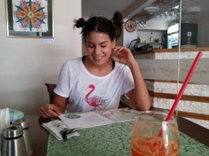 Barca, restaurant vegetarian si raw vegan in Piata Charles de Gaulle