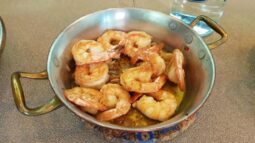 Cina portugheza la Dancing Lobster