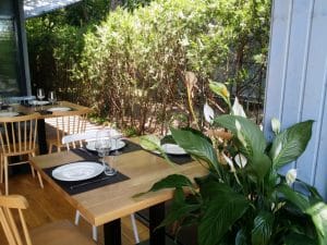 Il Locale, restaurant italian si terasa in parcul Herastrau