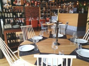 Il Locale, restaurant italian si terasa in parcul Herastrau