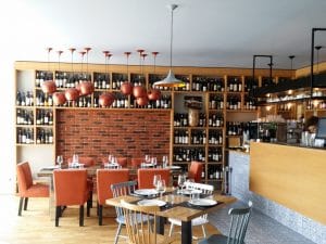 Il Locale, restaurant italian si terasa in parcul Herastrau