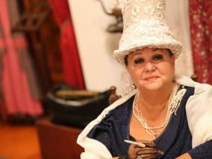 Kera Calita, doamna Aurora Nicolau