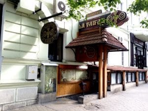 La Taifas - restaurant moldovenesc in Chisinau
