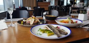 NOR Sky Casual Restaurant, restaurant panoramic la etajul 36