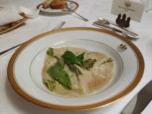 O cina pregatita de Chef Shuichiro Sumiyoshi