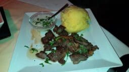 Torna Fratre, restaurant cu bucatarie balcanica traditionala