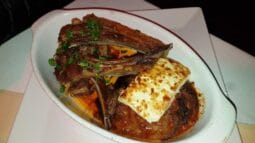 Torna Fratre, restaurant cu bucatarie balcanica traditionala