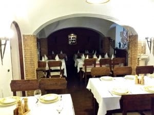 Vatra Neamului - restaurant moldovenesc la Chisinau