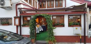 Bistro Mon Cheri la Piata Dorobantilor, bucatarie urbana