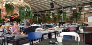 Biutiful by the Lake, terasa in parcul Herastrau