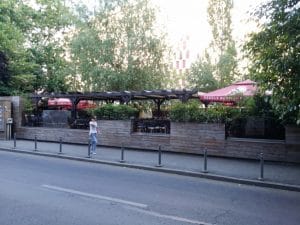 Burebista Vanatoresc, terasa in Bucuresti