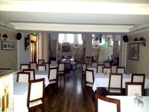 Burebista, terasa si restaurant romanesc si vanatoresc in Bucuresti