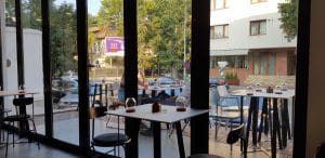 EMTE, bistrou de hamburgeri, paste si salate in Calea Floreasca