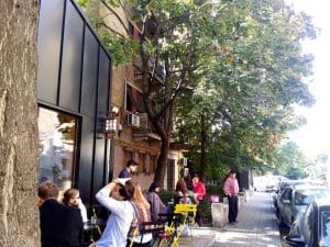 Frudisiac, o cafenea boema cu specific scandinav in Bitolia din cartierul Dorobantilor 5