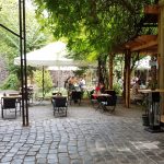 Gradina Verona, terasa de vara si cafenea boema, spatiu de evenimente culturale