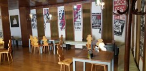 Local neo-boem, intelectuala, pre-hipster