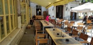 Local neo-boem, intelectuala, pre-hipster