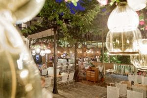 Hanu lui Manuc, restaurant turistic romanesc in Centrul Vechi al Bucurestiului