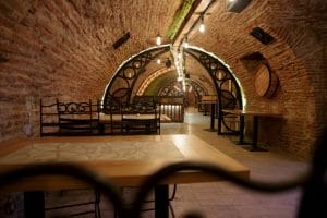 Hanu lui Manuc, restaurant turistic romanesc in Centrul Vechi al Bucurestiului