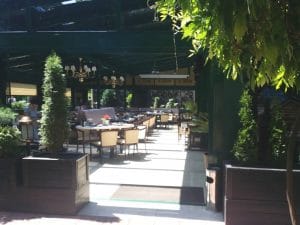Il Calcio Ristorante, restaurant si terasa in Parcul Herastrau