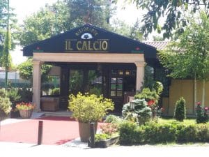 Il Calcio Ristorante, restaurant si terasa in Parcul Herastrau