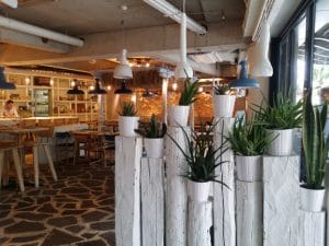 Kuzina, restaurant grecesc in Barbu Vacarescu