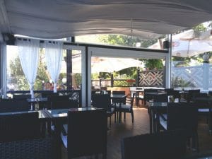 La Raci, terasa in Parcul Herastrau