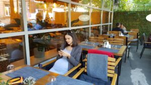 Mezzaluna, restaurant cu bucatarie italiana populara