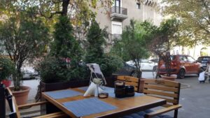 Mezzaluna, restaurant cu bucatarie italiana populara