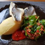 Mezzaluna, restaurant cu bucatarie italiana populara