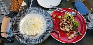 Cafeneaua de pe Beller in care se fumeaza ilegal