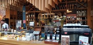 Cafeneaua de pe Beller in care se fumeaza ilegal