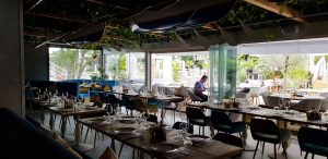 Octopus, restaurant grecesc in Parcul Herastrau, complexul Bonton Palace